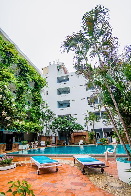 สุทัศน์คอร์ท 5 Hotel Pattaya ภายนอก รูปภาพ