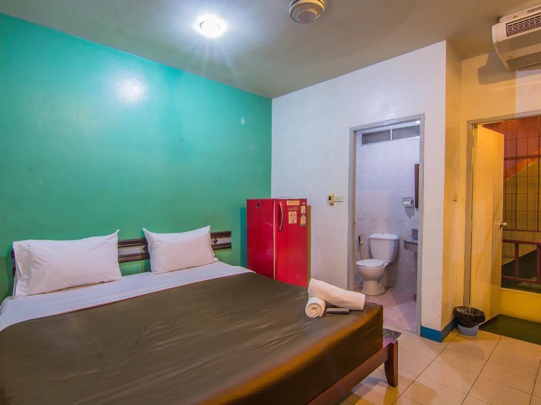 สุทัศน์คอร์ท 5 Hotel Pattaya ภายนอก รูปภาพ