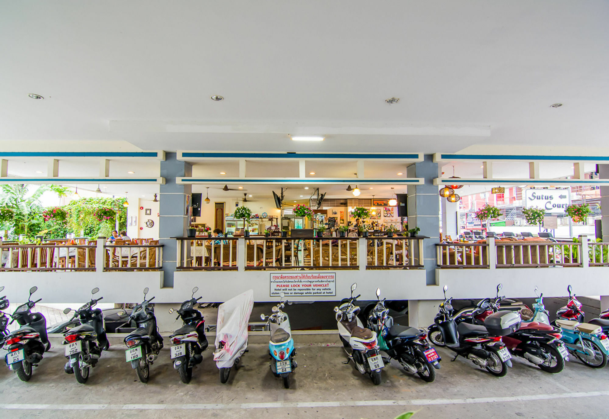 สุทัศน์คอร์ท 5 Hotel Pattaya ภายนอก รูปภาพ